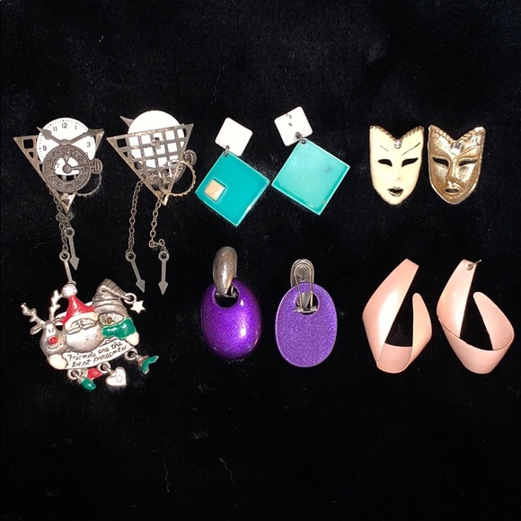 Gently used costume/fashion earrings and pin - Picture 1 of 8